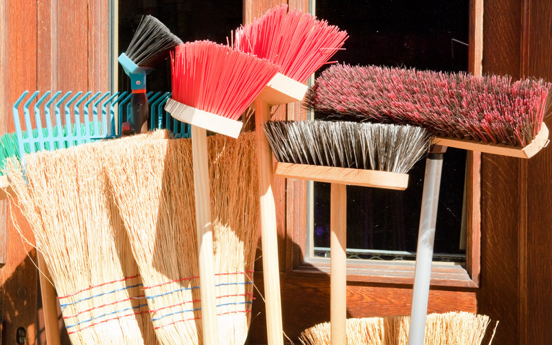 RCS_Broom_800x500_1